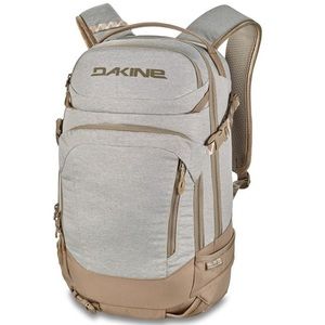 Dakine Heli Pro 20L Backpack Used 1 Time! $100 new MAKE AN OFFER!